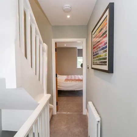 Walker's * Windermere