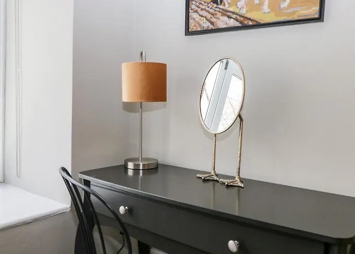 Walker's * Windermere